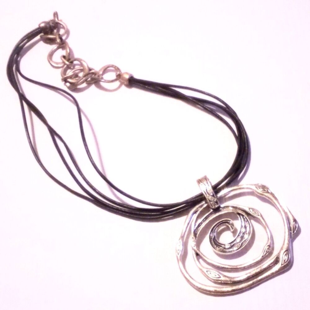 Premier Designs Silver Tone Swirl Circle Pendant Necklace Black Cord Necklace - Picture 4 of 5